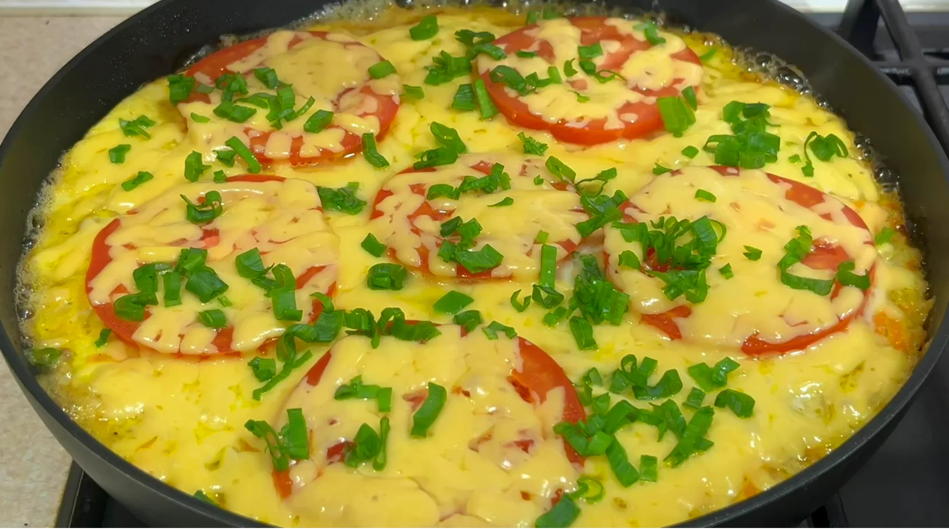 Капустный Пирог на сковороде: простой и вкусный рецепт Капустный Пирог на сковороде: простой и вкусный рецепт