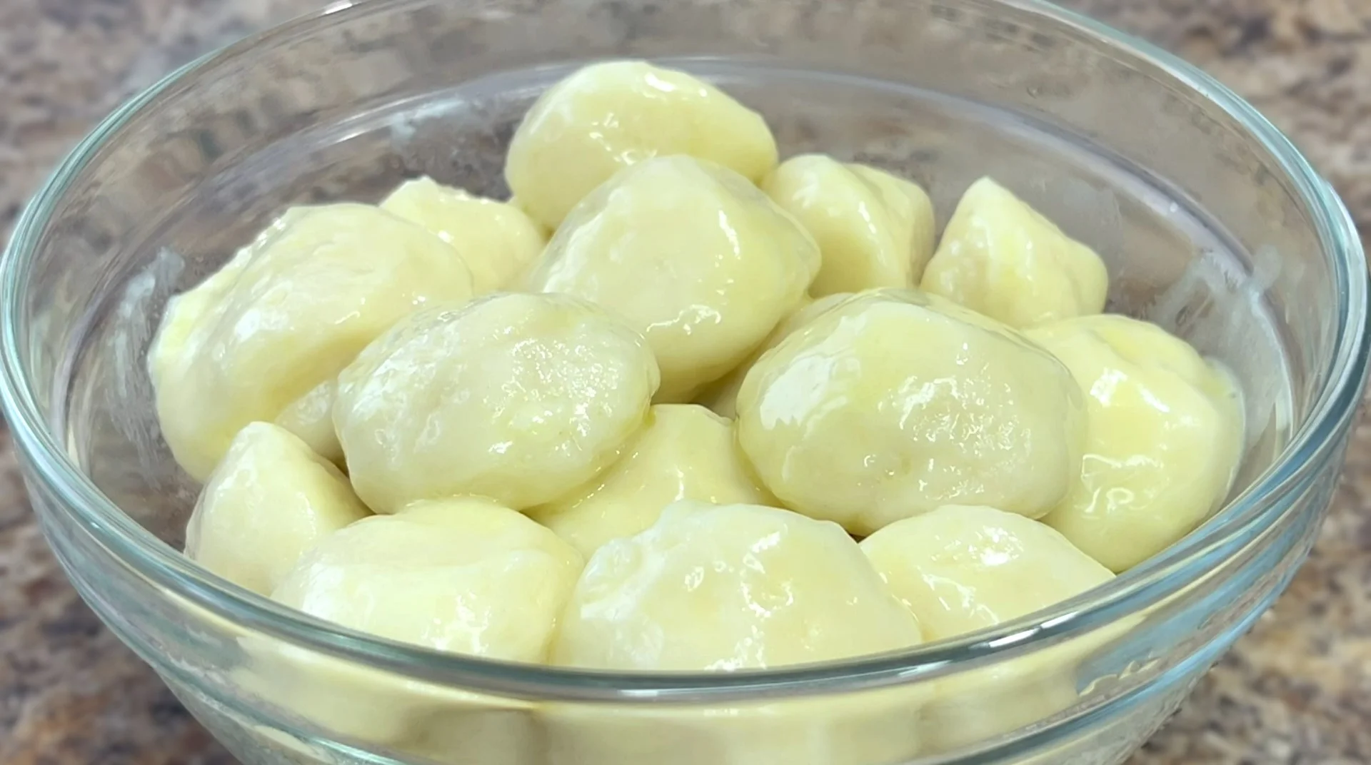 Рецепт: Ленивые Вареники из творога и начинкой из сыра Рецепт: Ленивые Вареники из творога и начинкой из сыра