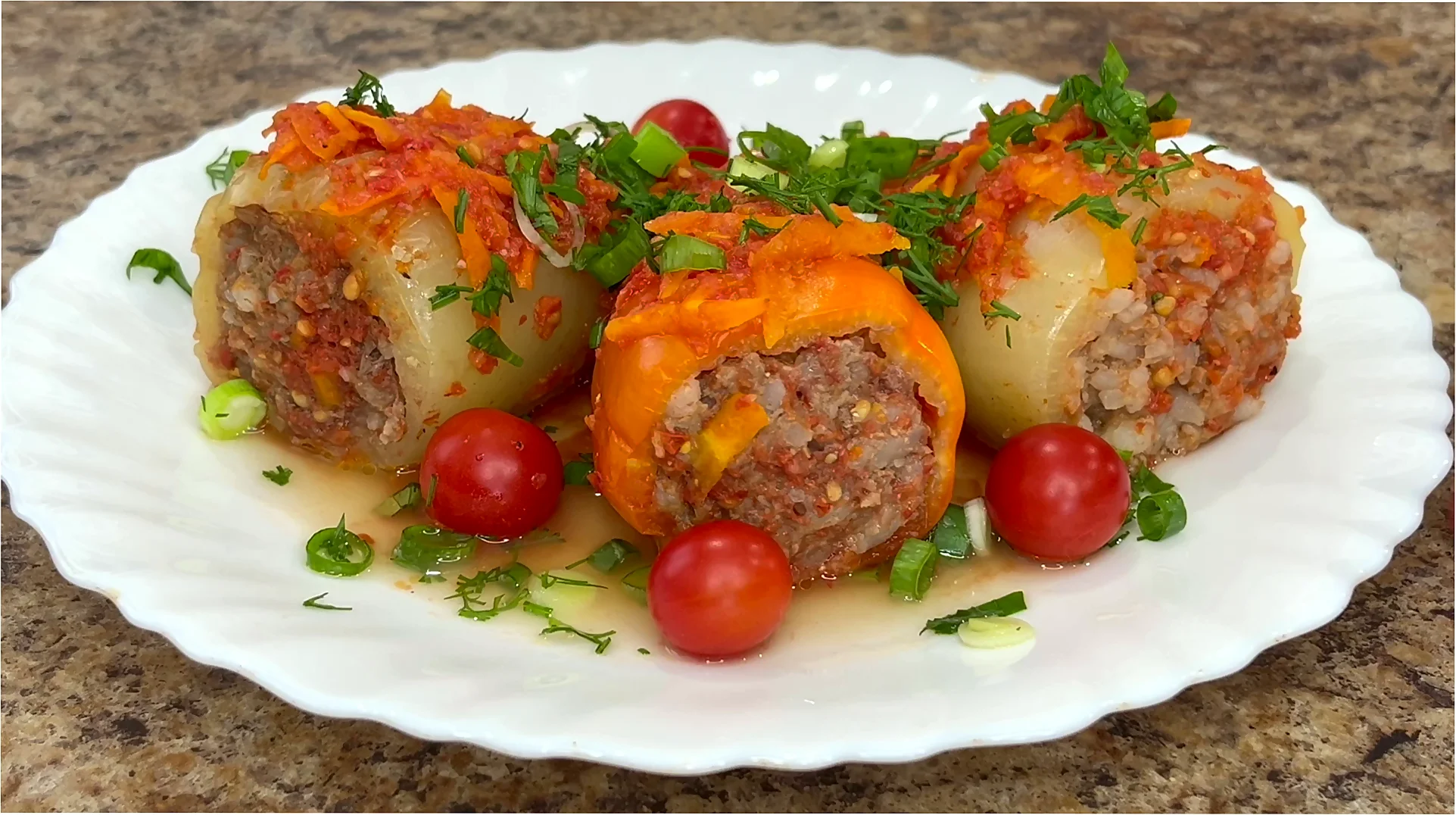 Фаршированные перцы в томатном соусе – Вкусный рецепт ужина