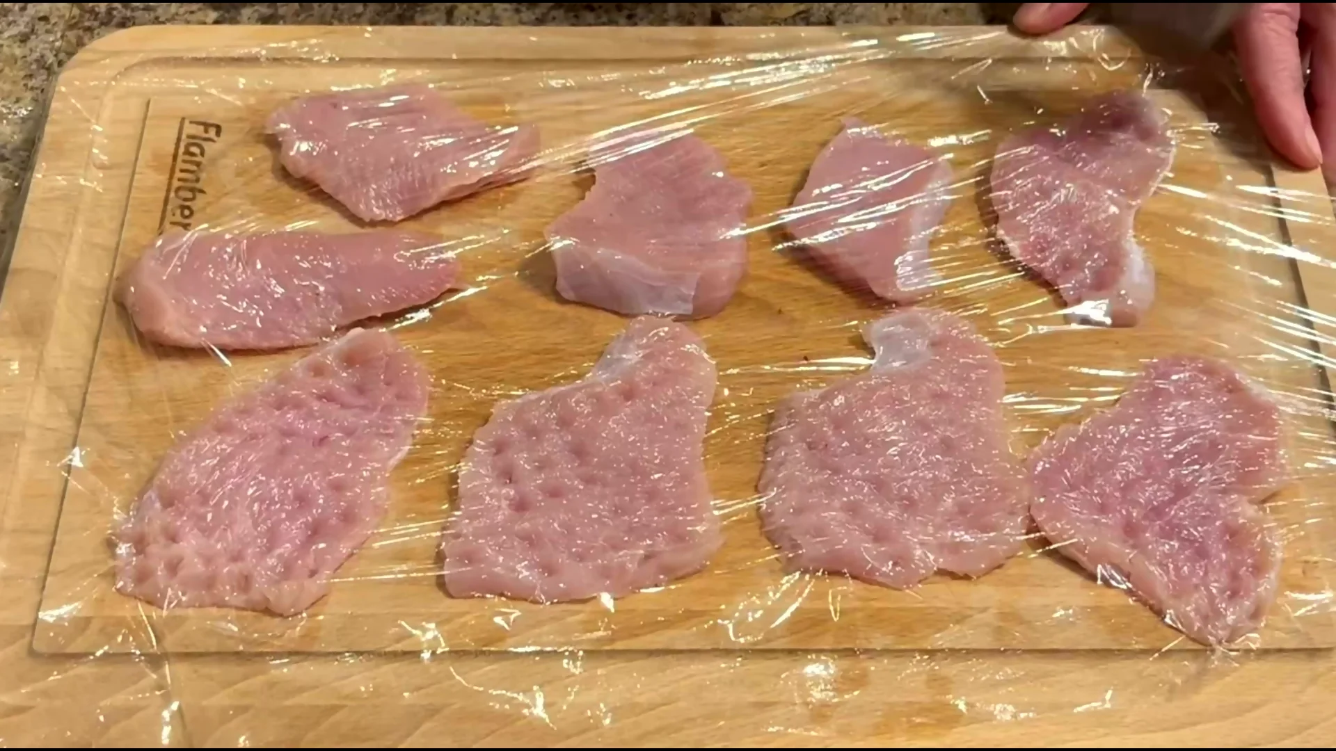 Сочные Отбивные из куриной грудки в кляре Сочные Отбивные из куриной грудки в кляре