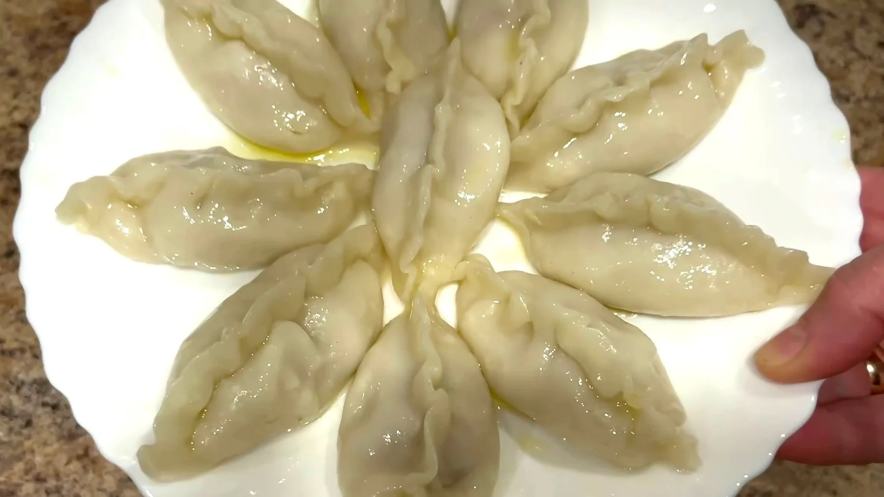 Паровые Манты из Рисовой Муки: Легко и просто! Паровые Манты из Рисовой Муки: Легко и просто!