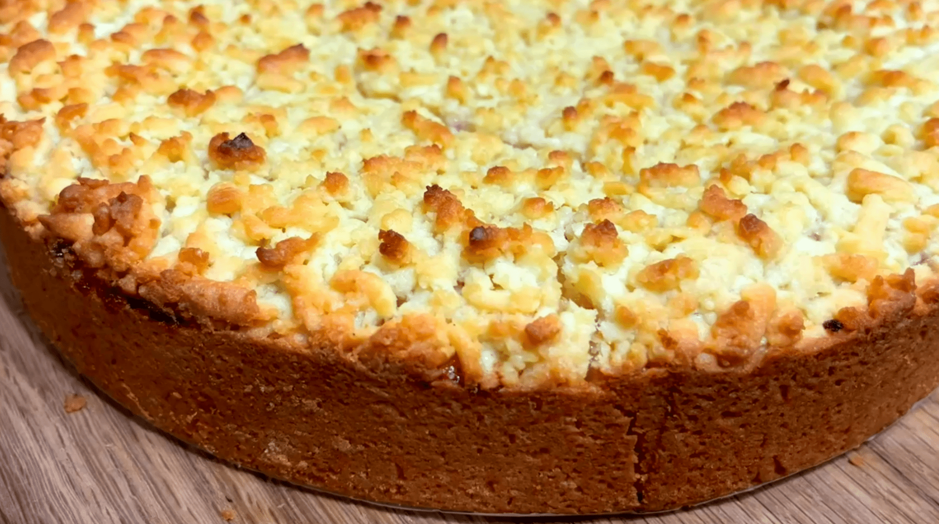 Рецепт: вкусный Песочный Пирог с Творожной Начинкой Рецепт: вкусный Песочный Пирог с Творожной Начинкой