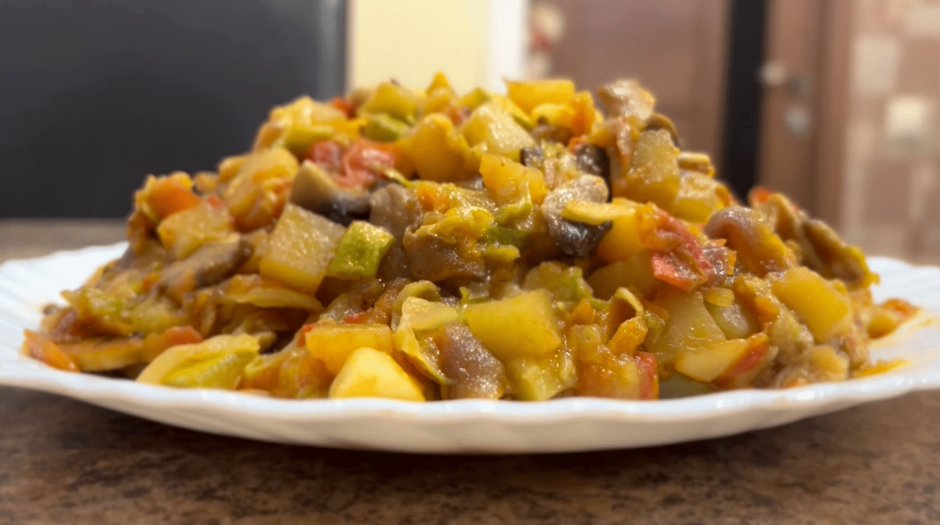 Рагу с грибами и овощами: Простой и вкусный рецепт