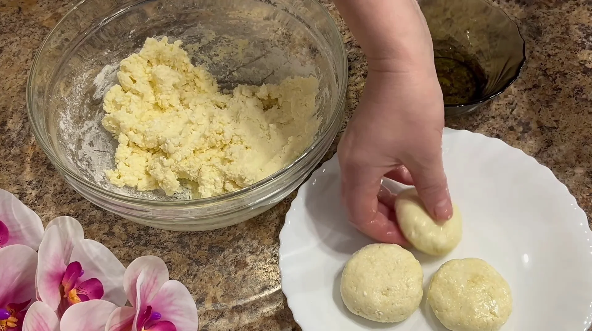 Сырники на завтрак – Легкий и Вкусный Рецепт без замеса!