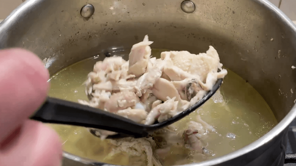 Домашний холодец из куриных крылышек: вкусный и легкий рецепт