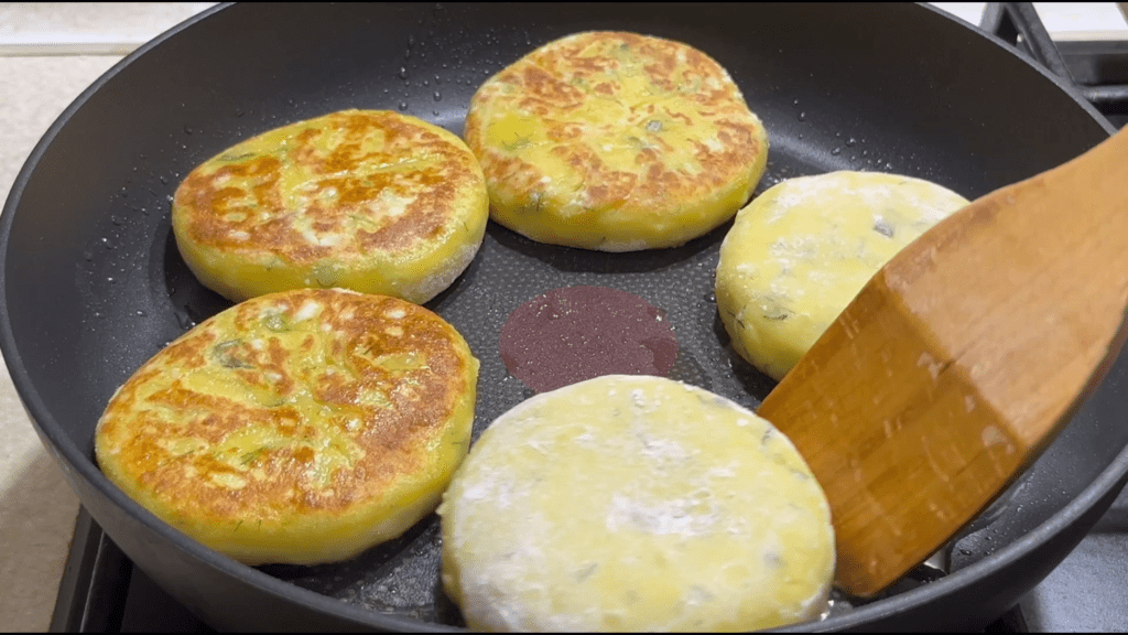 Картофельные зразы с рыбной начинкой