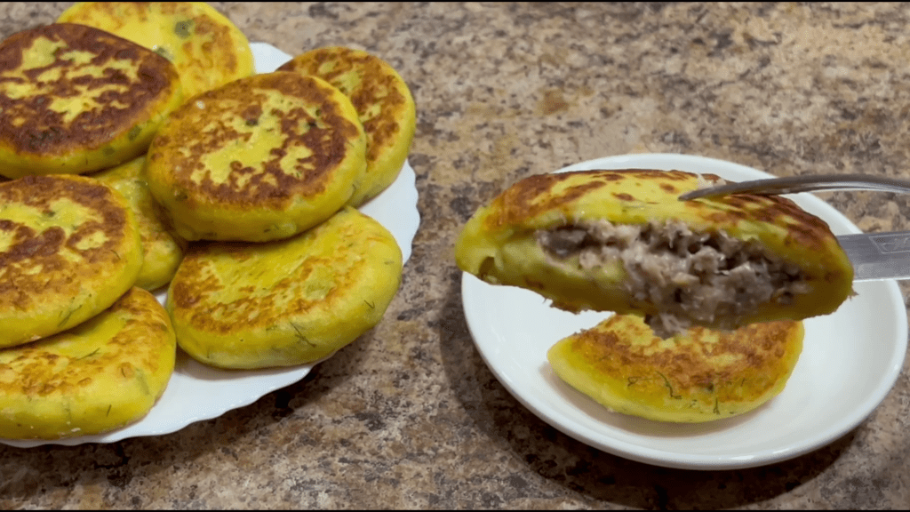 Картофельные зразы с рыбной начинкой