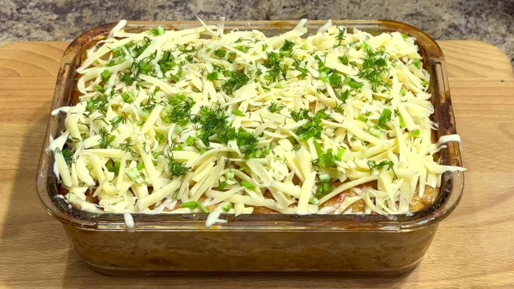 Картофельный пирог с курицей и сыром