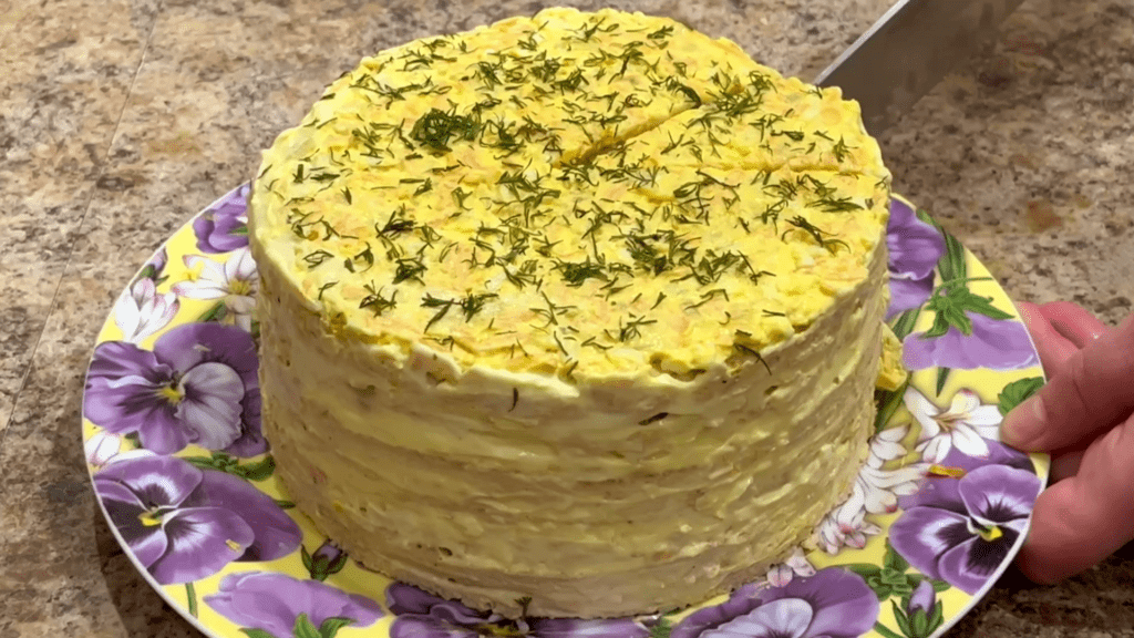 Закусочный торт с куриной грудкой