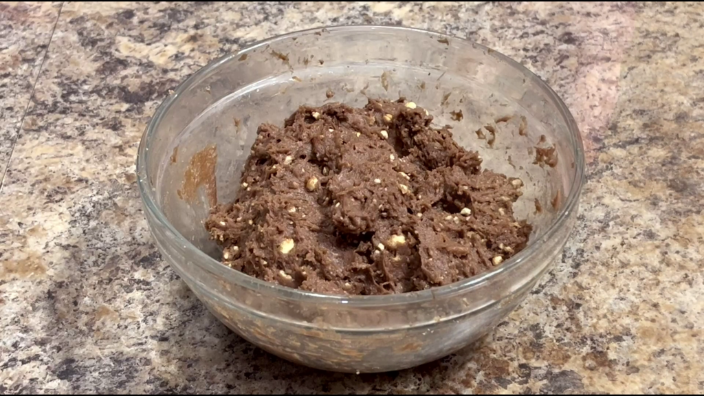 Банановый десерт без сахара и выпечки