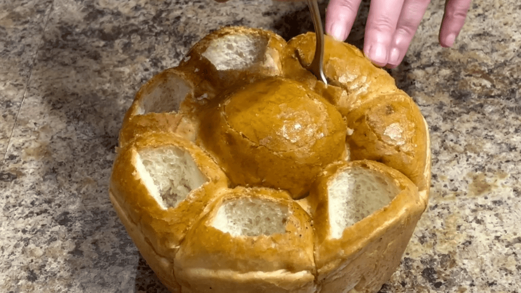 булочки с рыбными консервами