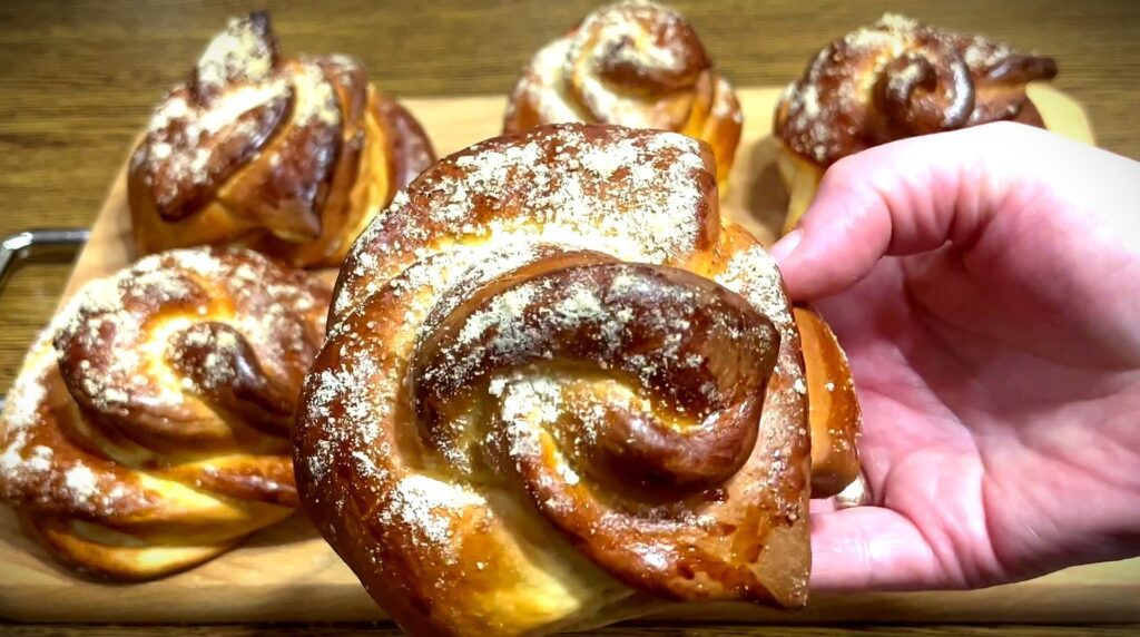 Сдобные Булочки со штрейзелем! Остаются мягкими целую неделю!