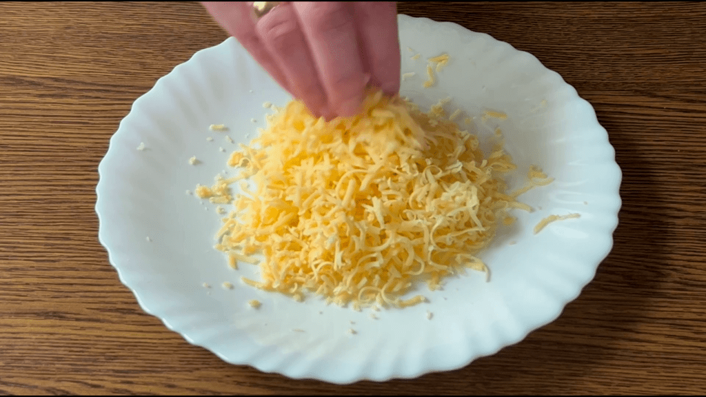 кукурузные оладьи с сыром