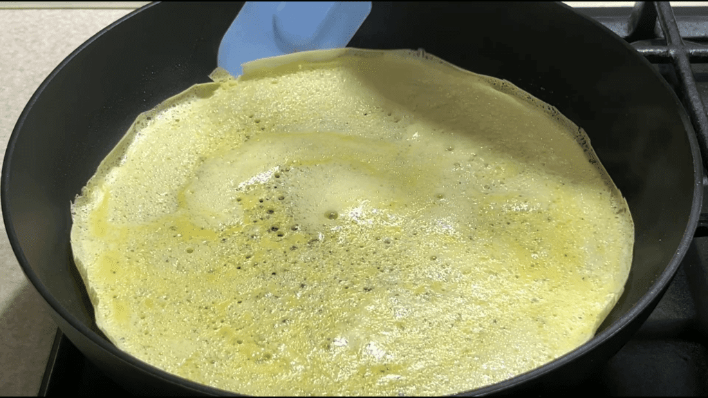 Яичная лапша без муки на завтрак